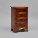 996 3382 CHEST OF DRAWERS